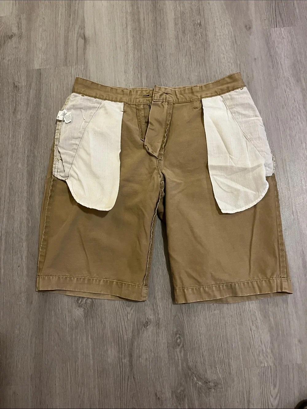 GAP Men's Flat-Front Chino Shorts in Tan